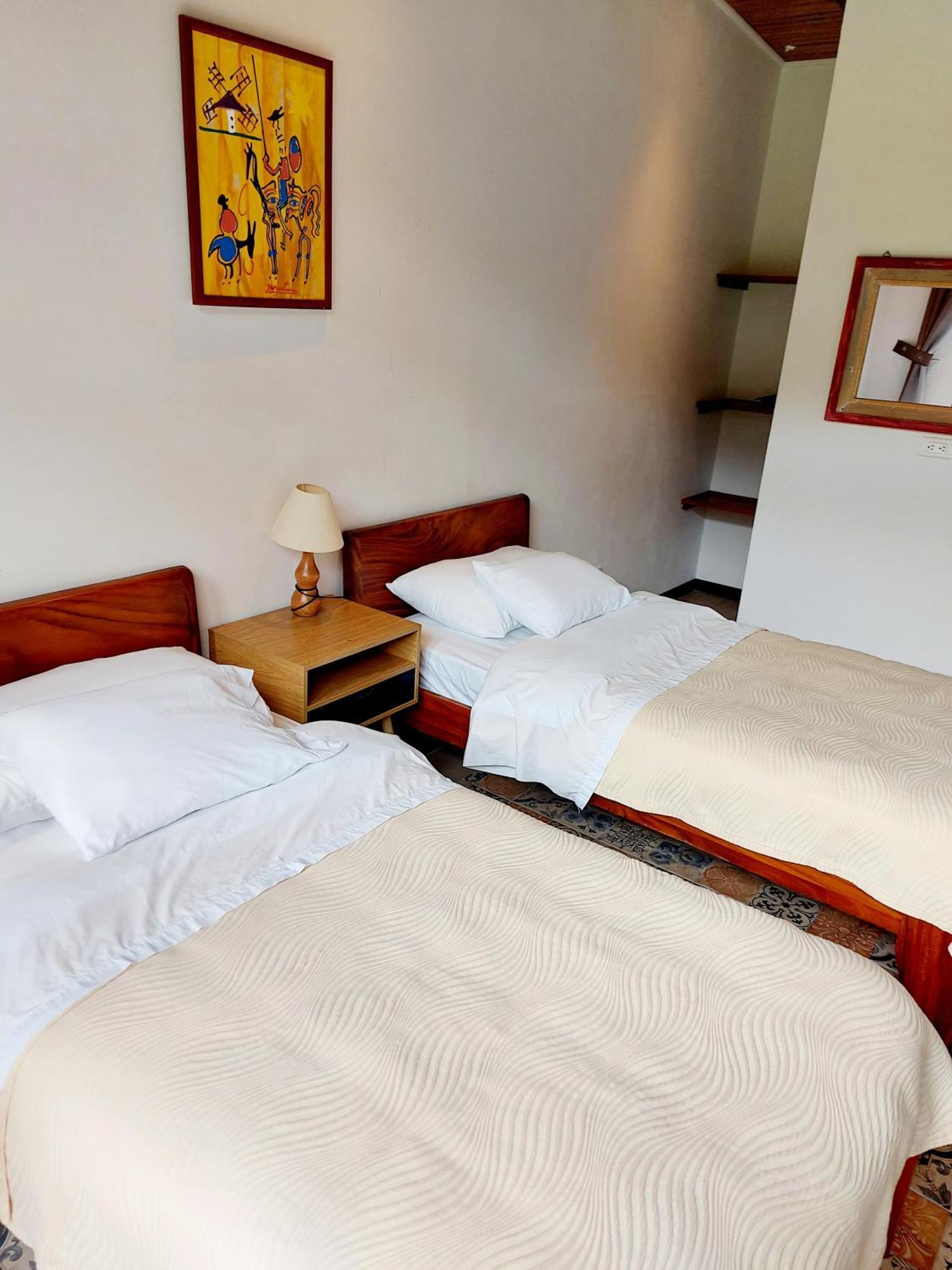 Yerbabuena Lodge Monteverde Buitenkant foto